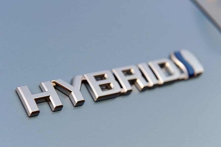  Toyota Camry Hybrid 2013 года  (фото 39 из 45)